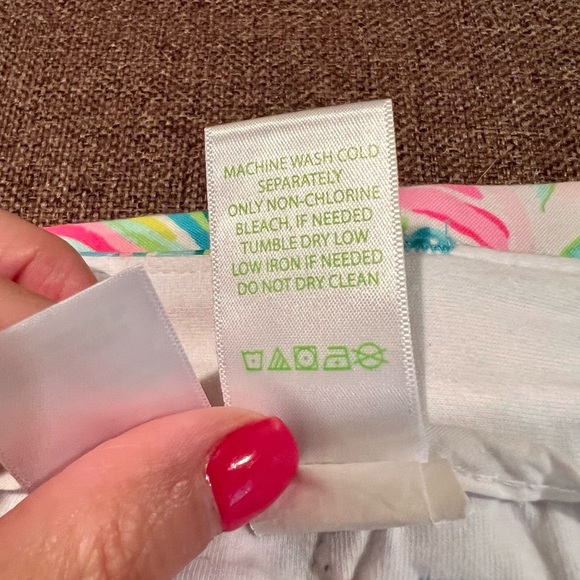 Lilly Pulitzer shorts - Picture 8 of 12